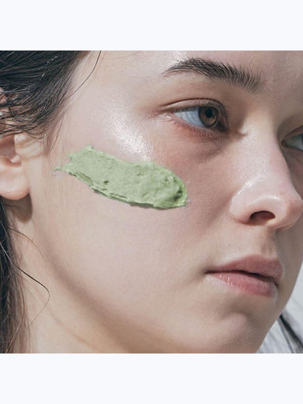Очищающее средство с зелёным чаем и центеллой Arencia Fresh Green Rice Mochi Cleanser