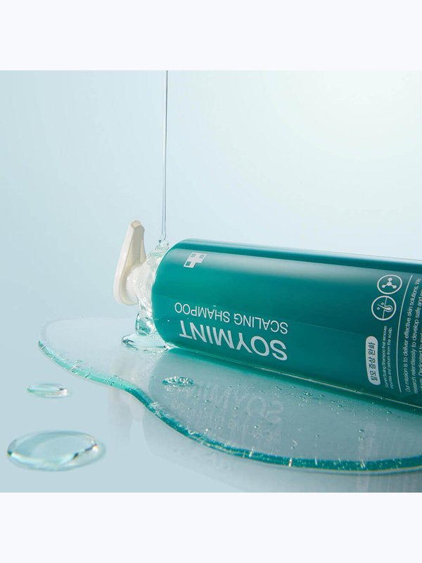 Охлаждающий шампунь для жирной кожи головы medicube Soymint Scaling Shampoo