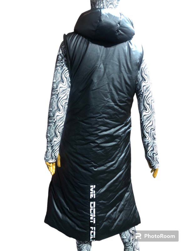 Sportovní elegantní vesta
