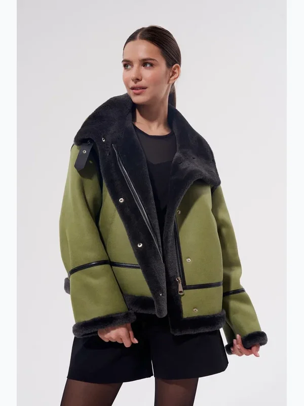 MW Collection Дубленка  искусственный мех 1031-436D-M337   р. 50/52,