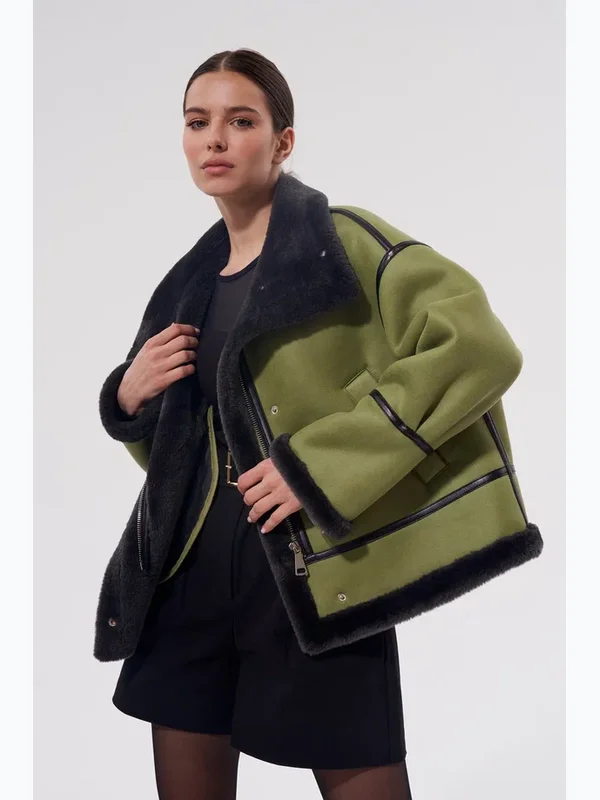 MW Collection Дубленка  искусственный мех 1031-436D-M337   р. 50/52,