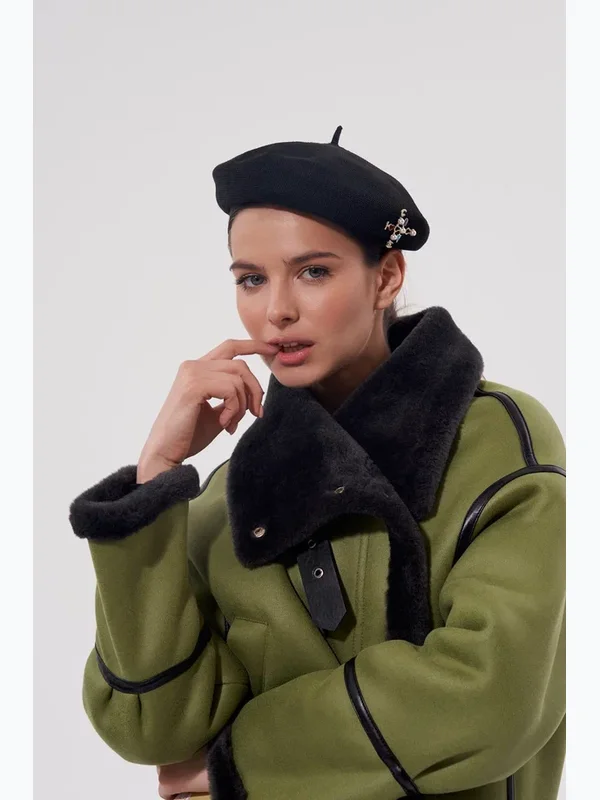MW Collection Дубленка  искусственный мех 1031-436D-M337   р. 50/52,