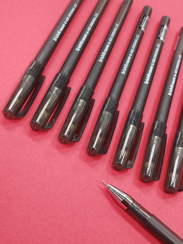 Ручка черная гелевая G-ICE ORIGINAL STICK, пишущий узел 0,5 мм Эрих Краузе кк 52624