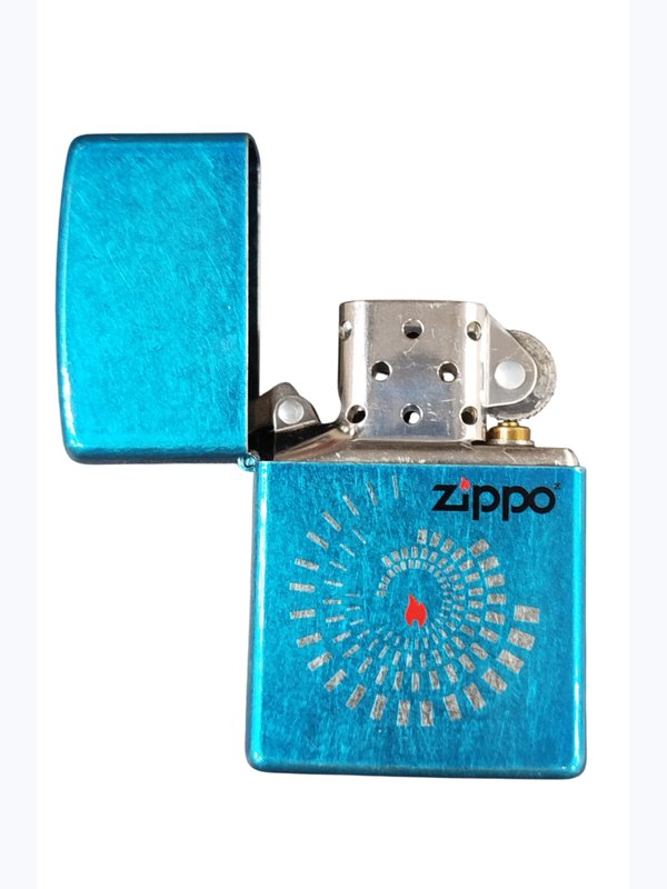 Зажигалки Zippo Музыка сердца, Борьба со злом, Блокирующий пламя