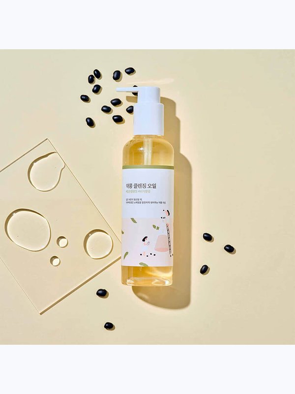 Питательное гидрофильное масло с чёрной соей Round Lab Soybean Cleansing Oil