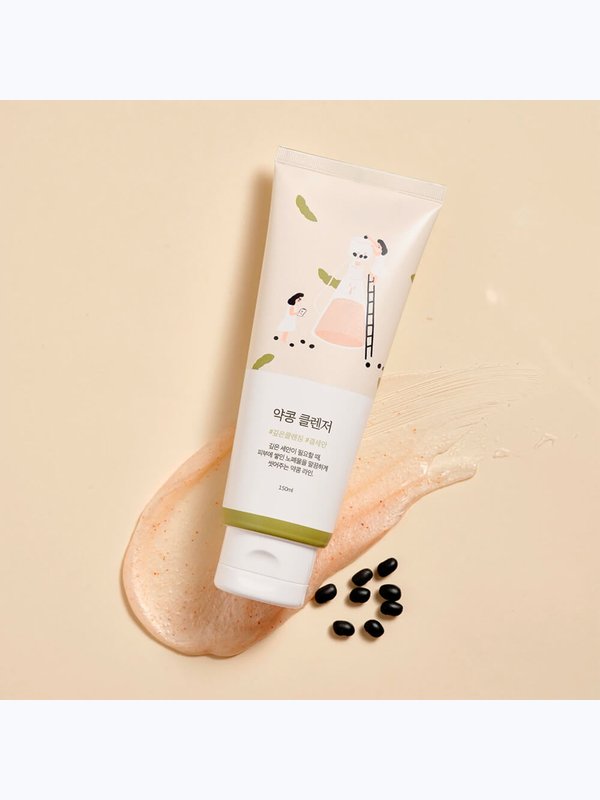 Пенка-скраб для умывания питательная с экстрактом черной сои Round Lab Soybean Cleanser, 150 ml