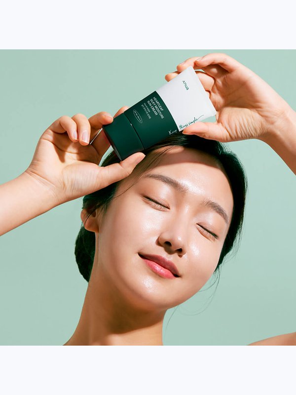 Успокаивающий солнцезащитный крем с хауттюйнией Anua Heartleaf Silky Moisture Sun Cream SPF50+PA++++