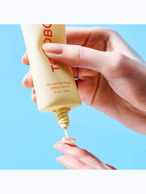 Солнцезащитный праймер для сужения пор Tocobo Vita Airy Sun Primer SPF50+ PA++++