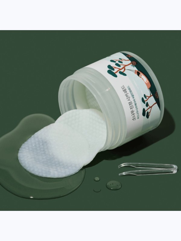 Пэды с экстрактами сосны и центеллы Round Lab Pine Calming Cica Pad, 50шт