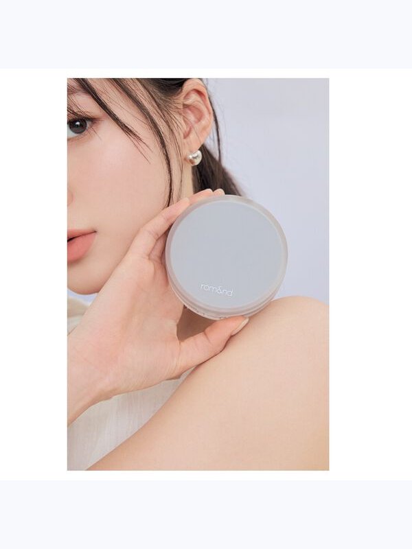 Стойкий тональный кушон с полуматовым финишем rom&nd Nu Zero Cushion SPF24 PA++  20мл