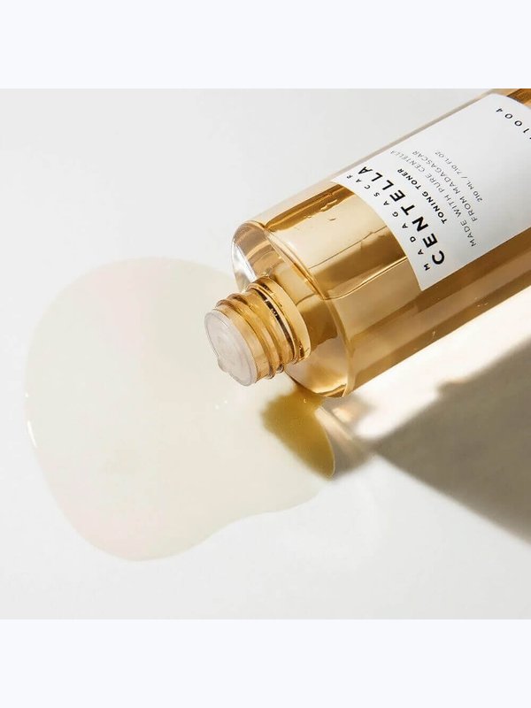 Мягкий отшелушивающий тоник с центеллой SKIN1004 Madagascar Centella Toning Toner