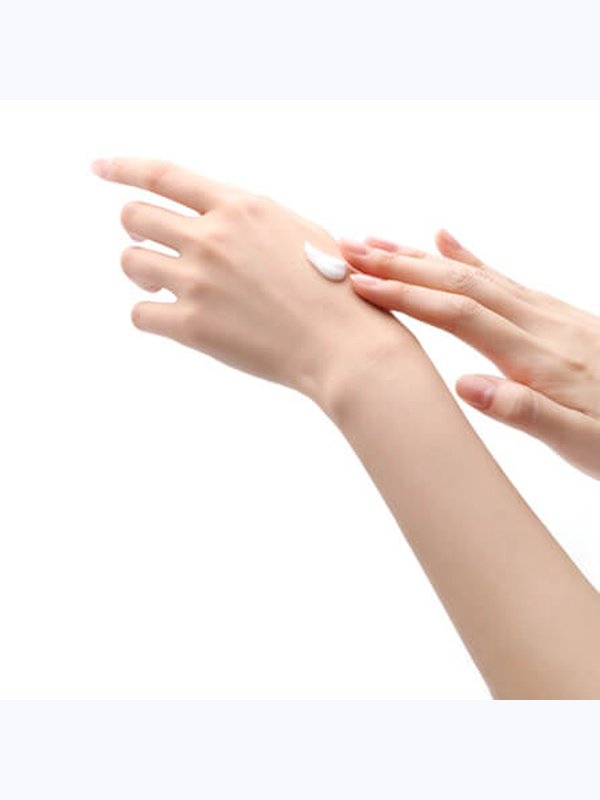 Крем для рук с гиалуроновой кислотой JMsolution Water Luminous SOS Ringer Hand Cream 100мл