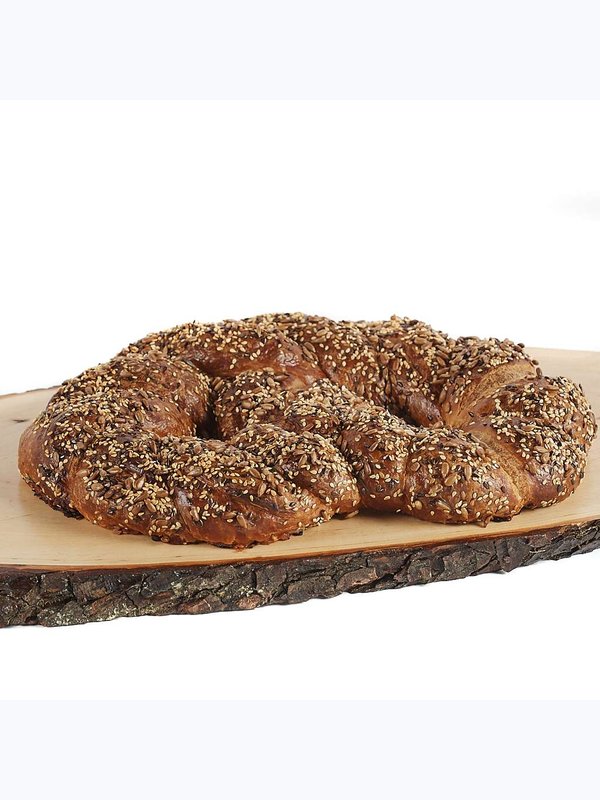 Klasiskais kliņģeris ar šķiņķa gaļas, dārzeņu pildījumu un sēkliņām (11,99Eur/Kg)
