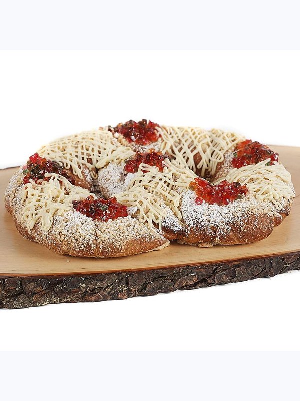 Svētku kliņģeris ar biezpiena, rozīņu pildījumu ar drumstalām (11.99Eur/Kg)