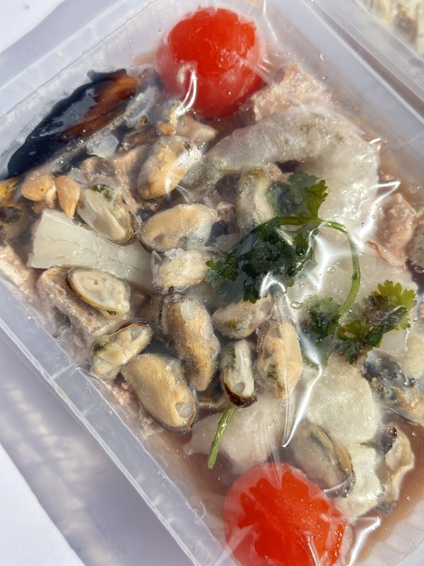СУП «БУЙАБЕС» с морепродуктами и рыбкой