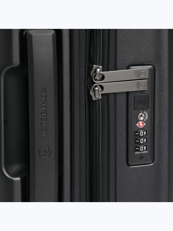 Чемодан Airox Advanced Large Black 612590