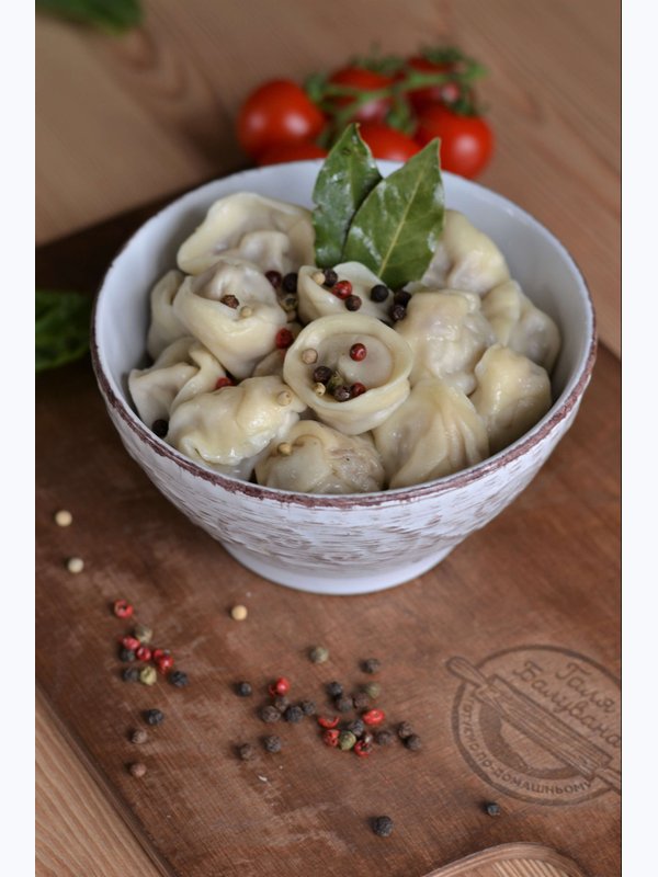 Пельмені зі свининою і курятиною