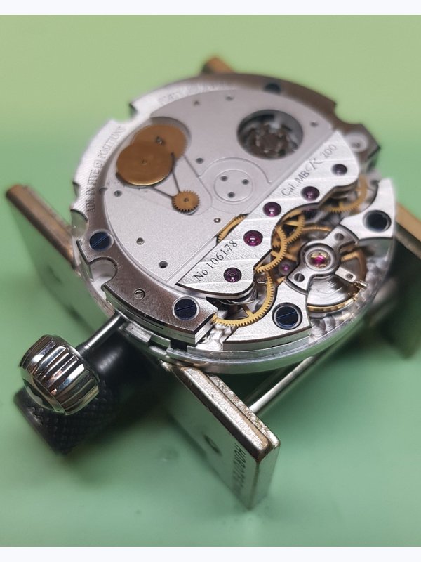 РЕМОНТ ЧАСОВ MONTBLANC