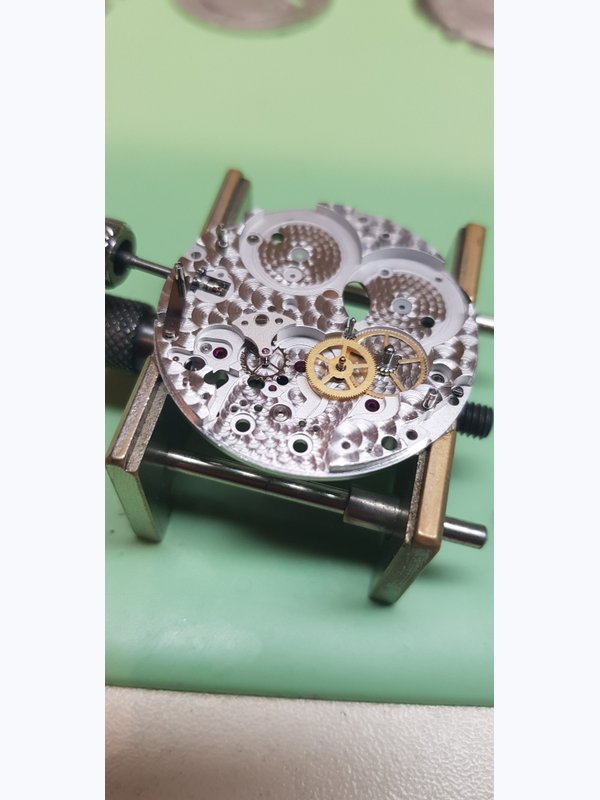 РЕМОНТ ЧАСОВ MONTBLANC
