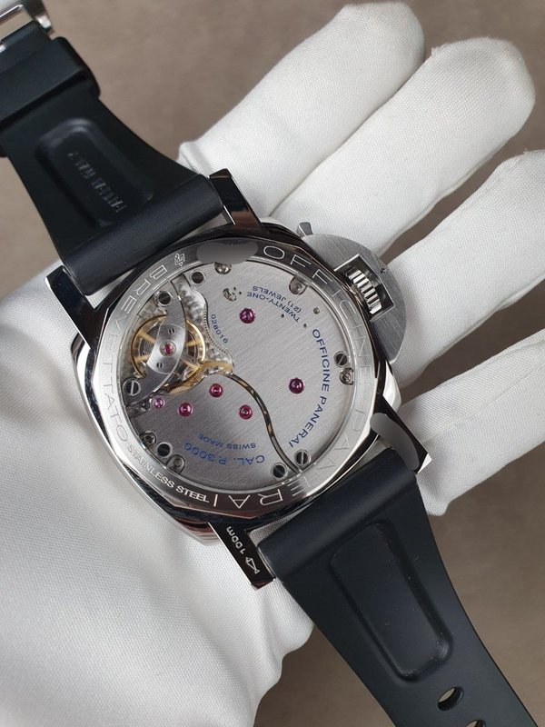 Officine Panerai Luminor 1950