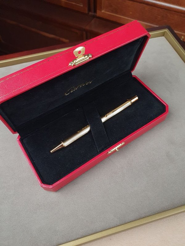 Шариковая ручка Cartier Must de Cartier