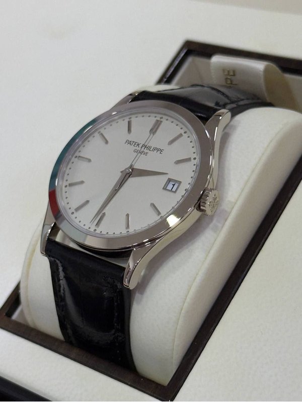Patek Philippe Calatrava 38 мм
