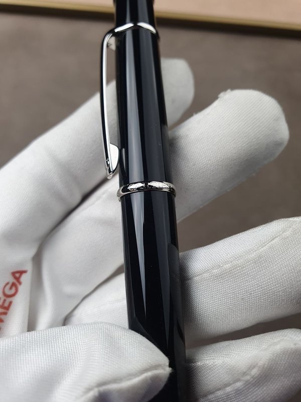 Шариковая ручка Cartier Diablo Roller