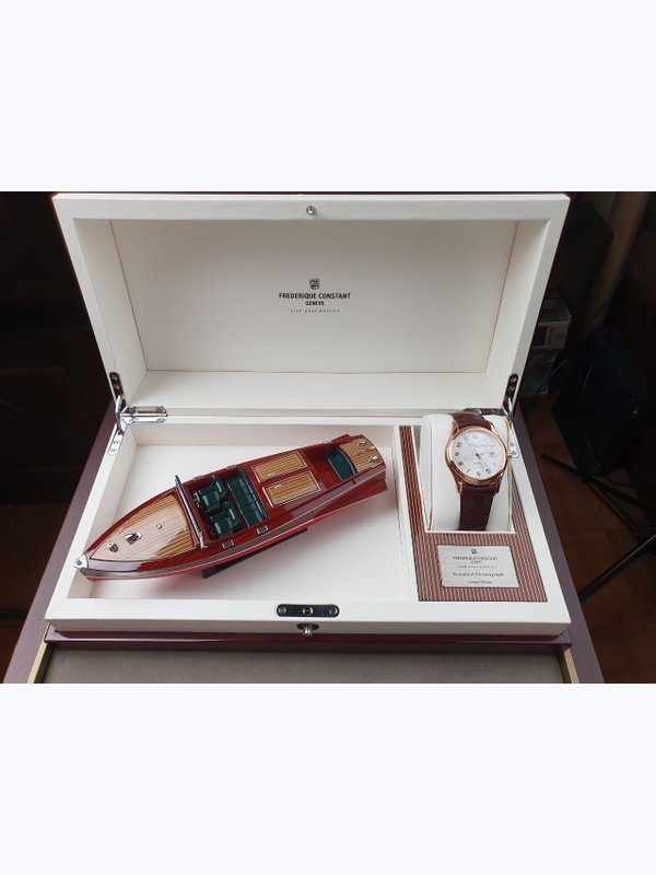 Frederique Constant Classic Runabout