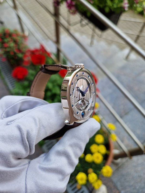 De Bethune DBS-W Revolving Moon