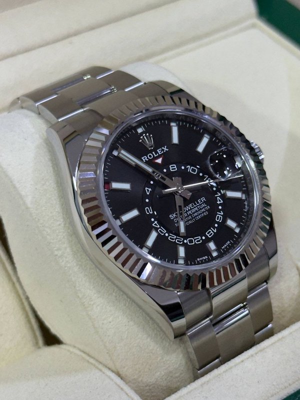 Rolex Sky Dweller