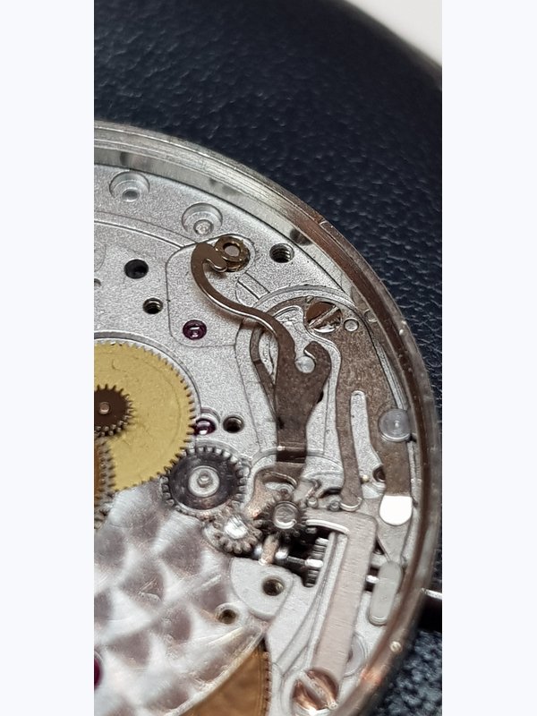 РЕМОНТ ЧАСОВ ZENITH DEFY XTREME