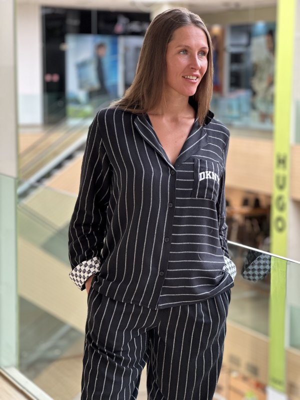 Костюм с брюками DKNY