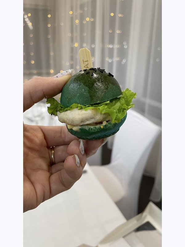 Сет №16 Гамбургеры мини с курицей 9шт(540гр)