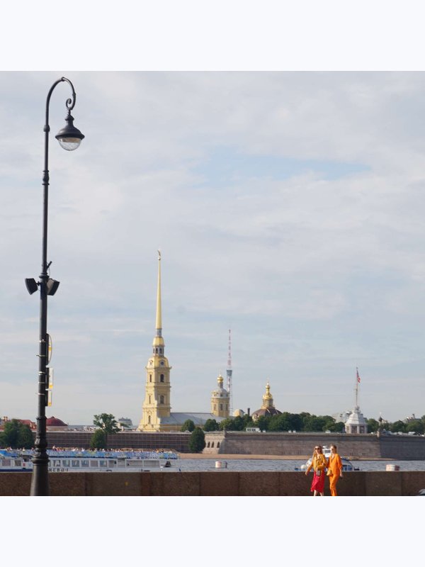 Инклюзивная экскурсия по Дворцовой площади (ежедневно, 1ч)