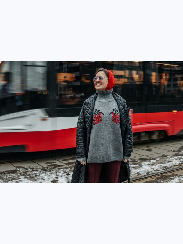 Свитер «Рябина» серый