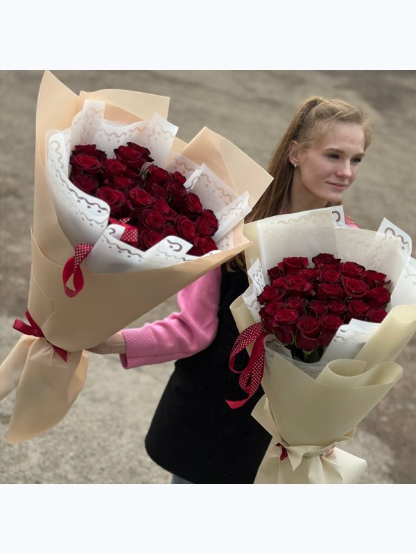 Роза красная 60см.