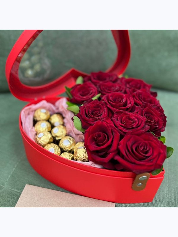 Сердце с конфетами ферерро