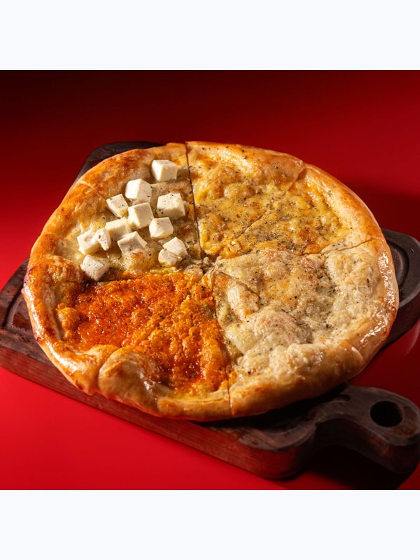 Пицца 4 сыра / 4 Cheese Pizza