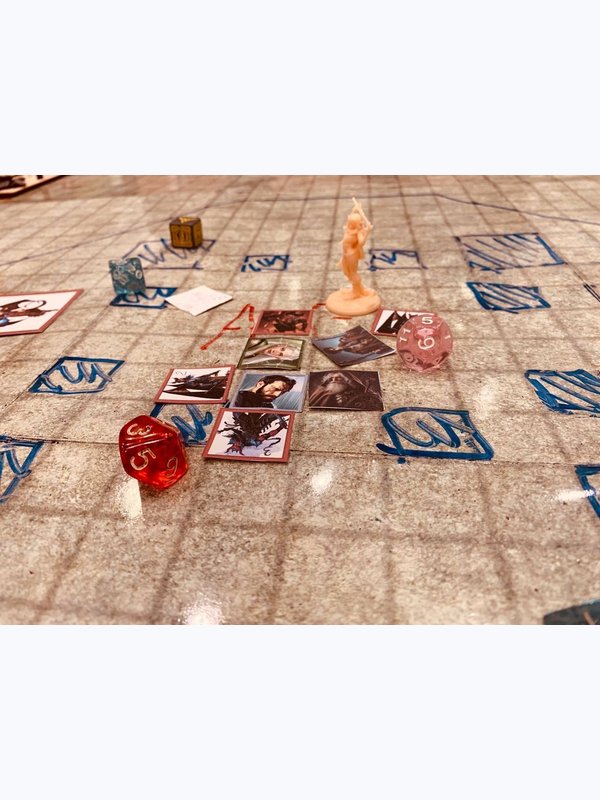 DUNGEON & DRAGONS