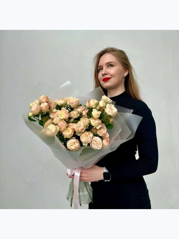 Букет пионовидных кустовых роз, 11 шт.