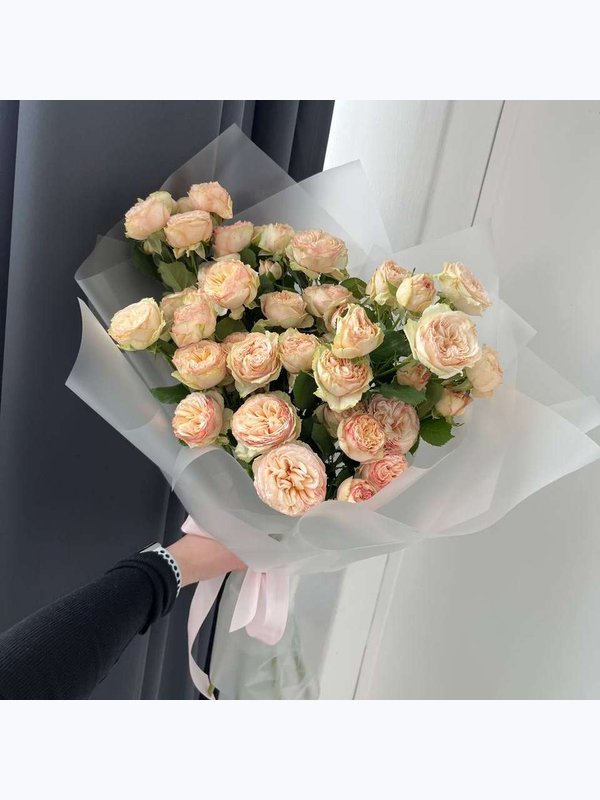 Букет пионовидных кустовых роз, 11 шт.