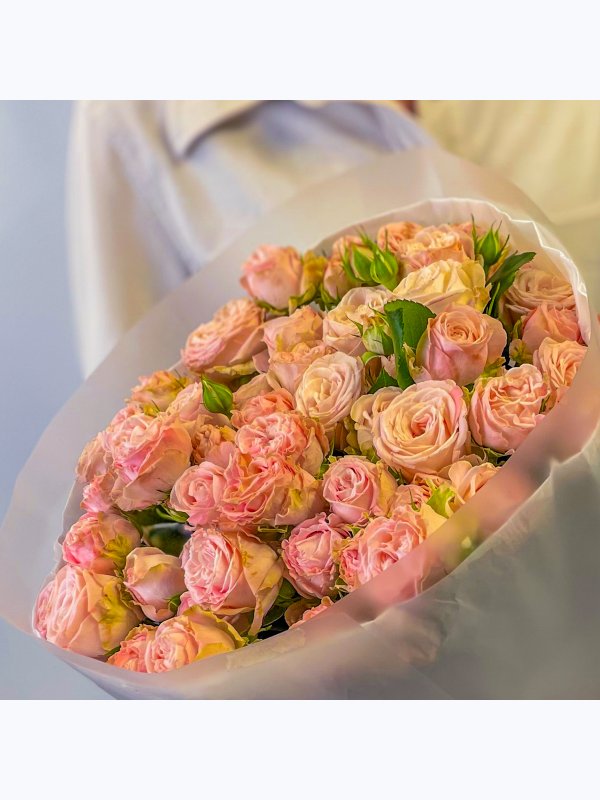 10 spray roses Madam Bombastic