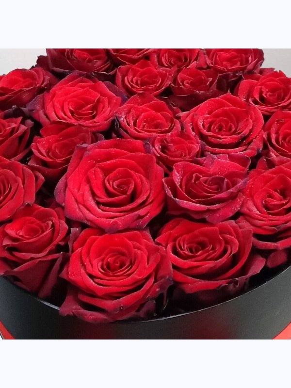 21 red roses in a black box