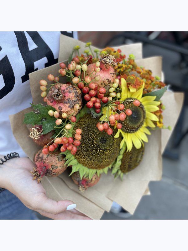 Bouquet "Pomegranate"