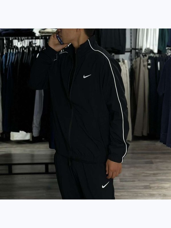 Спортивный костюм Nike