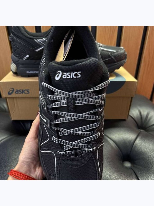 Кроссовки ASICS ❄️