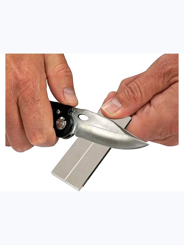 Камень точильный AccuSharp Diamond Pocket Stone (320/800) в чехле